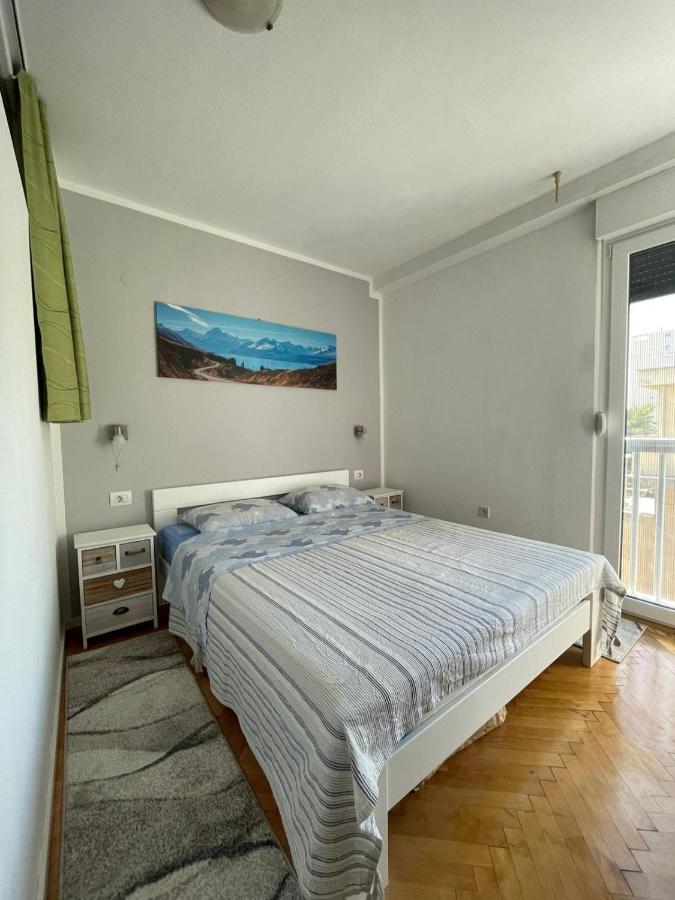 Tina Apartment Zadar Bagian luar foto