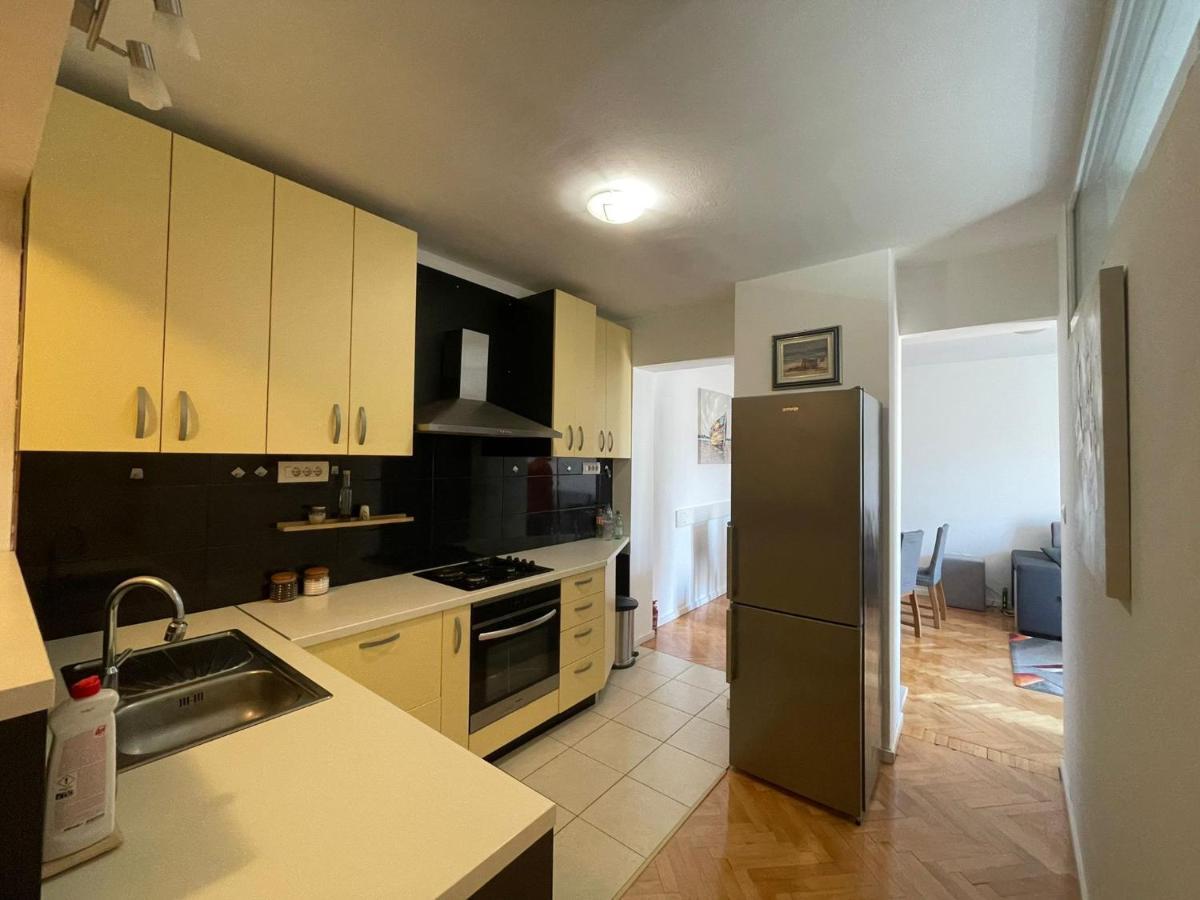 Tina Apartment Zadar Bagian luar foto