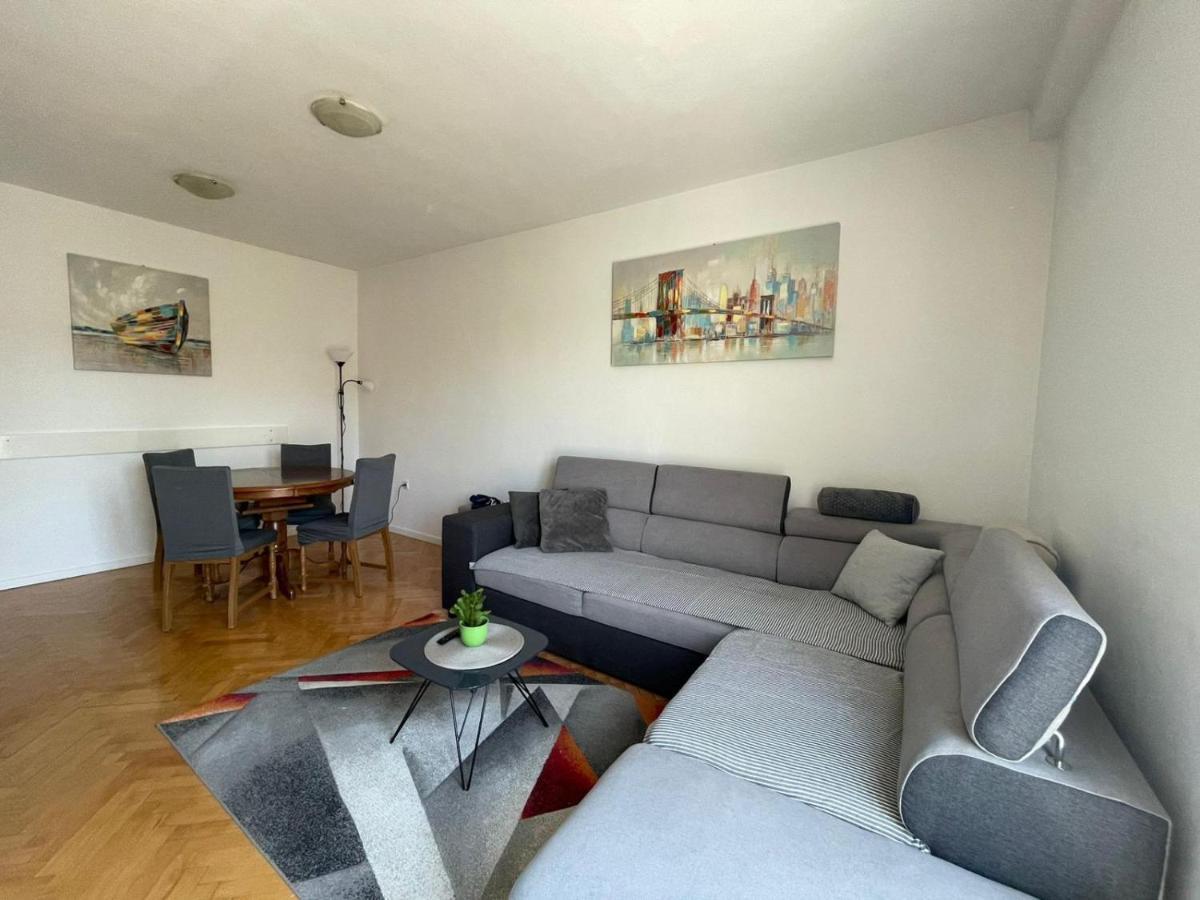 Tina Apartment Zadar Bagian luar foto